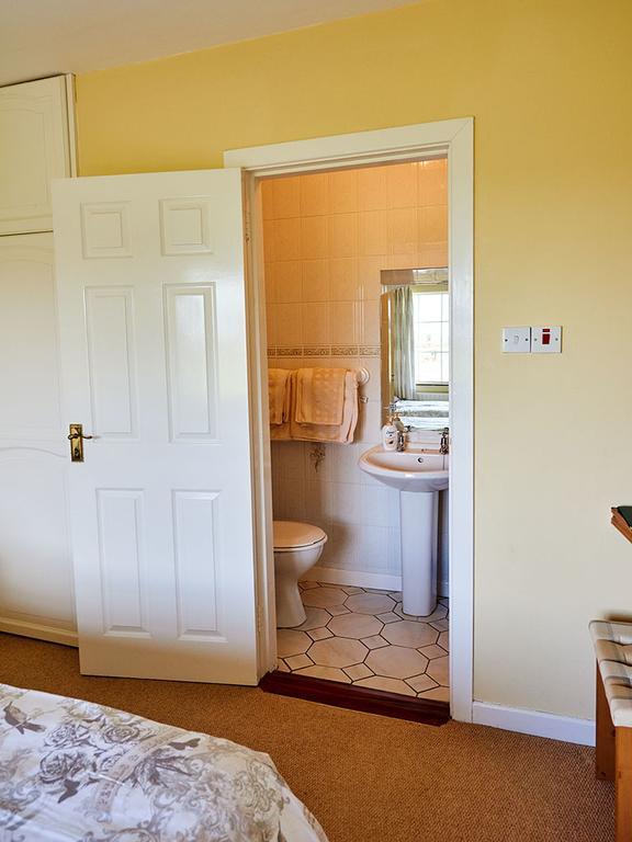 Hawthorn View Bed And Breakfast Thurles Room photo